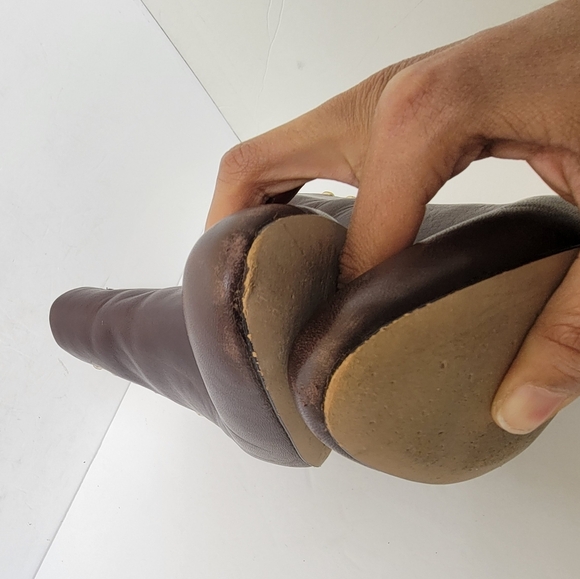 Coach Hickory Ankle Booties in Saddle size 9.5 Brown Heeled Boots Leather Stud - Picture 13 of 14